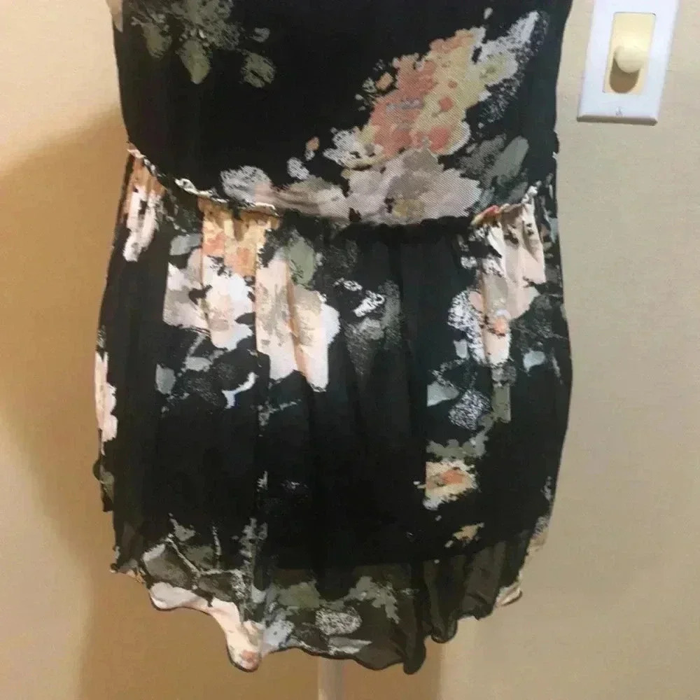 American Rag Floral Ruffled Adjustable Strap Layered Wrap Hem Camisole Top-L - Picture 8 of 13